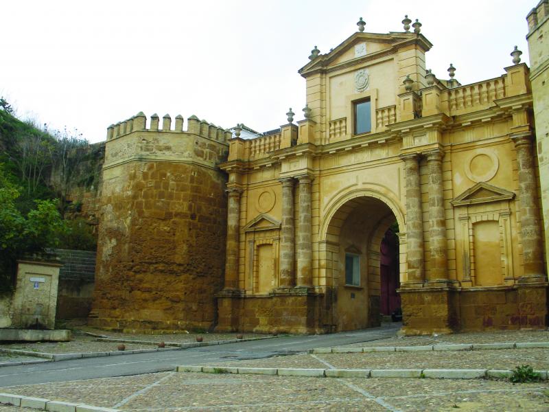 Carmona-Puerta de Córdoba
