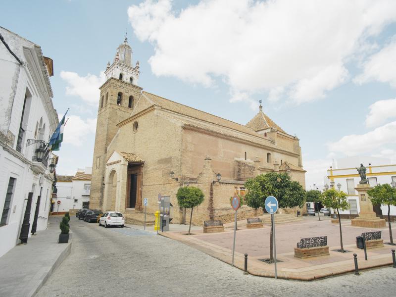 Salteras. Iglesia Parroquial de Santa María de La Oliva