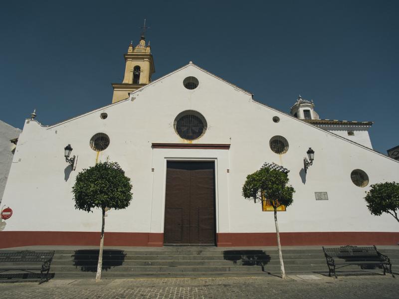 Olivares. Fachada de la Colegiata de Santa María de las Nieves