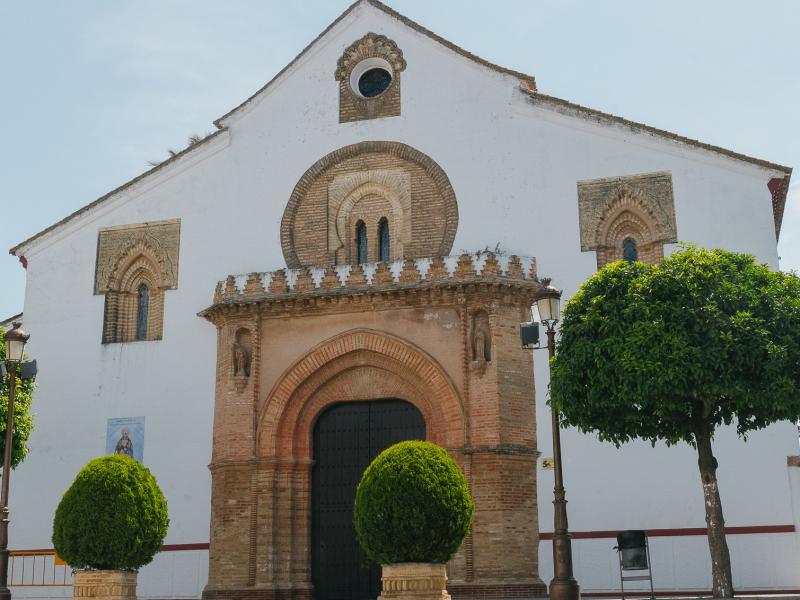Sanlúcar la Mayor. Iglesia de Santa María la Mayor. Fachada