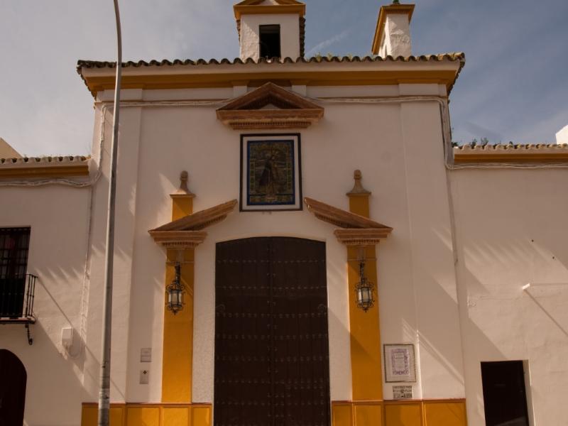 Utrera. Fachada de la Capilla de San Bartolomé
