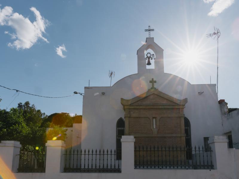 Villanueva del Río y Minas-Fachada principal de la Ermita de Santa Bárbara