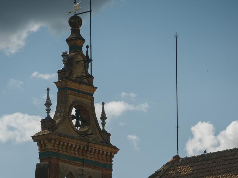 Villanueva del Río y Minas-Vista trasera del campanario de la Iglesia de San Fernando