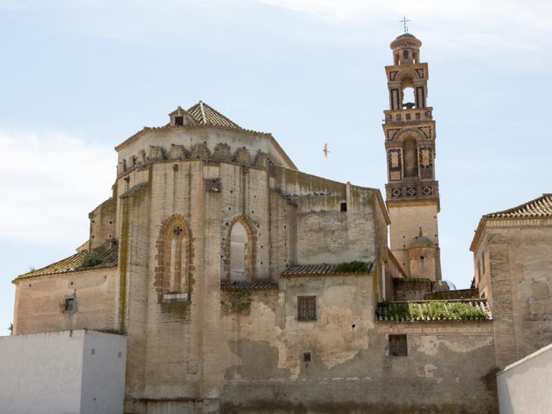 Iglesia Santa María de La Mota