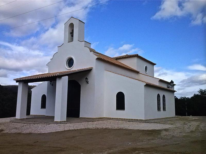 Almadén de la PLata. Ermita de la Divina Pastora